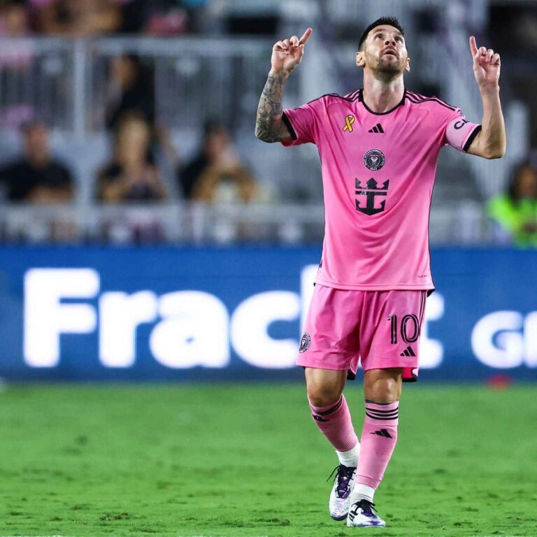 Messi Shines with Two Goals and Assist for Miami vs Columbus 1 Messi